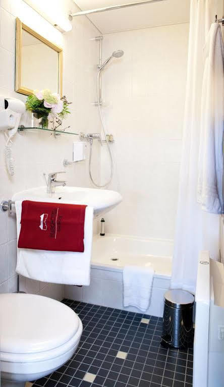 Burghotel Bad Belzig Бельциг Экстерьер фото
